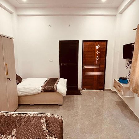 Ayodhya Shri Ram Darbar酒店 外观 照片